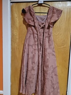 Women's Dusty Rose Floral Midi Dress with Ruffled Shoulders